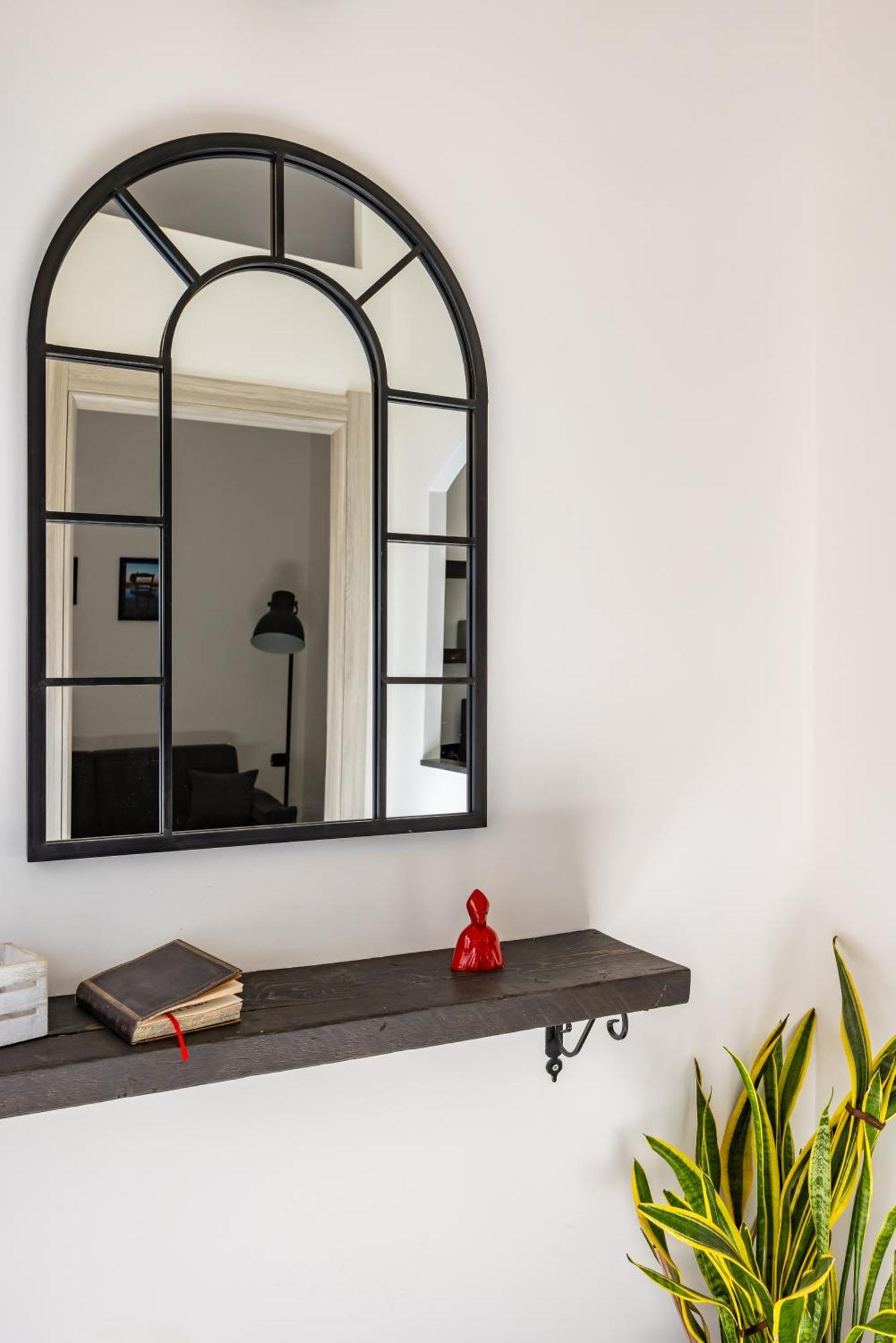 Palazzo Mormando - Modern Apartment เนเปิลส์ ภายนอก รูปภาพ